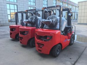 2,5-Tonnen 2,5t Diesel-Gabelstapler 3m 4,5m 4500mm Triplex Vollfreier Mast Gabelstapler mit Seitlicher Gabelbewegung - Product Image 6