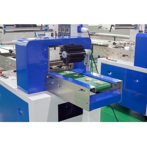 <span class=keywords><strong>Cuillère</strong></span> et fourchette Fraise Snack Bars Biscuit Sandwiching Emballage Machine - Product Image 6