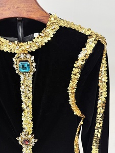 OUDINA Pronta Consegna Abito Lungo in <span class=keywords><strong>Velluto</strong></span> di Lusso con Ricami in Filo d'Oro e Perline, Taglia 3XL Plus, <span class=keywords><strong>Vestito</strong></span> da Sera - Product Image 5