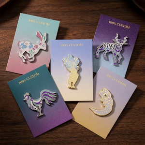 Épinglette en métal émaillé personnalisée, lapin de dessin animé mignon, technique de placage, badge en émail dur pour vêtements, artisanat, cadeaux - Product Image 1
