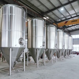 Tanque de almacenamiento de aceite de oliva de acero inoxidable TEKBREW 10000l <span class=keywords><strong>Umar</strong></span> Storala Cruach Dhosmalta Mor 20000L Coimeadan Storala Ola Oloige - Product Image 3