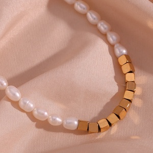 Collar de Perlas de Agua Dulce Dreamshow, Chapado en Oro de 18k, Cadena de Cuentas de Acero Inoxidable - Product Image 5