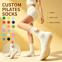 Chaussettes de yoga antidérapantes de luxe pour femmes avec logo brodé, idéales pour le ballet, la danse et le Pilates – Chaussettes personnalisées de marque pour femmes