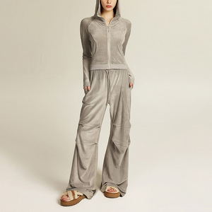 Set di tuta da donna <span class=keywords><strong>in</strong></span> <span class=keywords><strong>velluto</strong></span> di <span class=keywords><strong>velluto</strong></span> con cappuccio <span class=keywords><strong>in</strong></span> alto a maniche lunghe da salotto con comoda felpa <span class=keywords><strong>in</strong></span> <span class=keywords><strong>velluto</strong></span> e pantaloni - Product Image 2