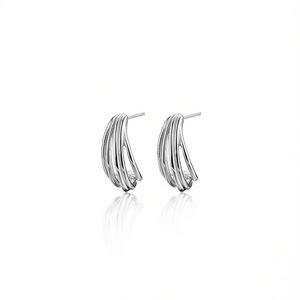 ต่างหูแฟชั่น PE0297 สำหรับผู้หญิง เครื่องประดับคุณภาพสูง - Product Image 3