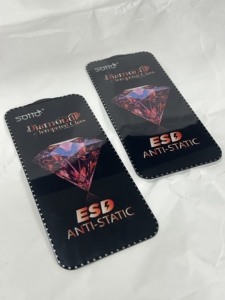 Protection d'écran en verre trempé 9H à couverture intégrale et colle complète, effet diamant, prix usine pour <span class=keywords><strong>iPhone</strong></span> 15 PRO, Samsung, Infinix, Tecno - Product Image 5