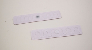 แท็ก RFID สำหรับผ้า UHF กันน้ำ ทนความร้อนสูง สำหรับการจัดการทรัพย์สินเสื้อผ้าลินิน - Product Image 6