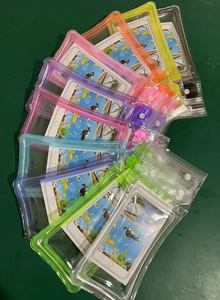 Borsa impermeabile per telefono, custodia in plastica da 6 pollici per cellulare, utilizzabile in tutte le stagioni - Product Image 1