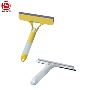 Limpiacristales con chorro de agua para coche, escobilla de goma para limpieza de duchas y baños - Product Image 1