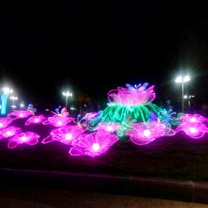 Décoration de Noël 2D : Motif floral LED pour éclairage extérieur de poteaux et aménagement paysager, idéal pour l'éclairage routier des fêtes - Product Image 1