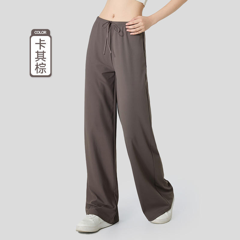 สีน้ำตาลกากี