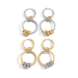 Boucles d'oreilles créoles bicolores or et argent, style géométrique rond minimaliste, bijoux tendance pour femme, accessoire mode automne-hiver - Product Image 4