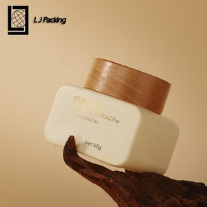 مجموعة تغليف مستحضرات التجميل الفاخرة جرة كريم زجاجي العنبر 50 جرام مع غطاء من خشب الخيزران - Product Image 2