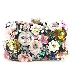 Manufacturers directly Dinner Partycolor luxury hand bags girls purses for ladies Colorful beaded flower beaded temperament bag