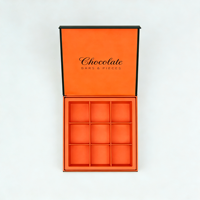Boîte d'emballage cadeau vide en papier rigide imperméable haut de gamme, imprimée sur mesure, avec doublure en éponge en matériaux recyclés pour chocolat