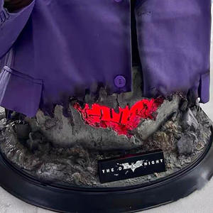 Modèle artisanal de <span class=keywords><strong>Joker</strong></span> de Suicide Squad de DC, inspiré du clown de bande dessinée américain Heath Ledger, en position assise, très demandé pour la décoration - Product Image 5