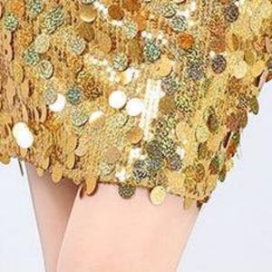 Vestido Casual Sexy y Moderno WQ5740 2023, Mini Vestido Corto con Tirantes, Cintura Ajustada, Volantes y Lentejuelas Bordadas - Product Image 4