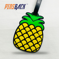Étiquettes de bagage de voyage en caoutchouc PVC souple avec boucle en plastique Logo nominatif 3D personnalisé étanche du fabricant OEM