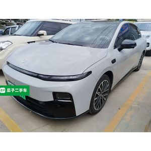 Guazi Coche Usado 2025 Leapmotor B01 Bajo Kilometraje Nueva Energía EV Sedán Automático LHD en Stock para Conducción Diaria Urbana Moderna 5 Asientos - Product Image 1