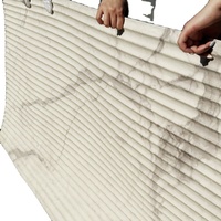 3D d'or flexible lambrisse le placage en pierre artificiel pour des intérieurs d'hôtel pour l'application de mur et extérieure