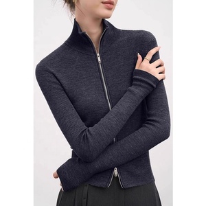 Cárdigan de punto con cuello alto y doble cremallera para mujer, suéter base ajustado de cuello medio alto para otoño e invierno - Product Image 2
