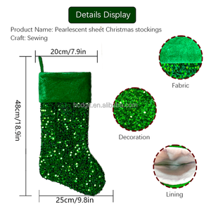 Gepersonaliseerde Groene Grijze Gouden Satijnen Voering Kerstsokken Met Parelmoer Blad Ontwerp Vakantie Benodigdheden Hcd 25011abc - Product Image 3