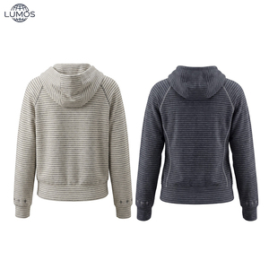 Vente en gros de sweat-shirts à capuche zippés rayés de style américain pour femmes, veste cardigan ouverte pour l'automne et l'hiver, haut de <span class=keywords><strong>sport</strong></span> décontracté et polyvalent, logo personnalisé - Product Image 2