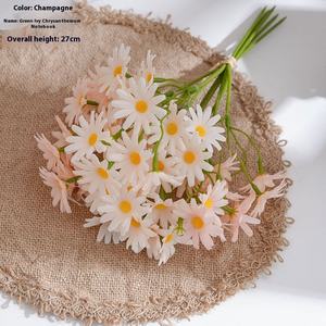 Vente en gros de fleurs artificielles faites à la main de style moderne <span class=keywords><strong>radis</strong></span> vert décoratif marguerite remise des diplômes fête des mères mariage jour de pâques - Product Image 6