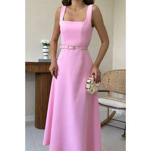 Robe de cocktail longue en satin rose à ceinture, vente en gros - Product Image 1