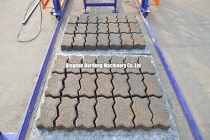 <span class=keywords><strong>QT8</strong></span>-<span class=keywords><strong>15</strong></span> heißer Verkauf Fertiger Form block Maschine Afrikas Hohl zement Beton Ziegel Hochwertige Flugasche Ziegel herstellung Maschine - Product Image 5