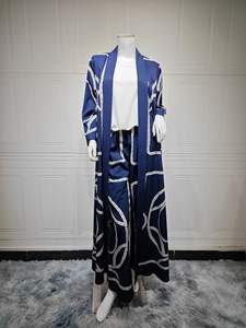 Op maat gemaakte nieuwste Abaya moslim bescheiden jurken 2-delige broekset lange mouwen open Abaya Turkije print Abaya dames moslimjurk - Product Image 6