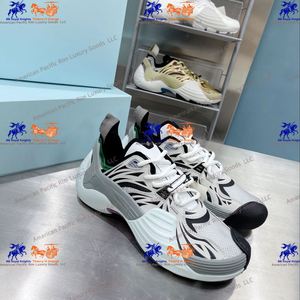 Zapatos Deportivos para Hombre con Plantillas de PVC, Forro de Malla, Estilo Senderismo y Caminata, Punta Cerrada, Antiolor, para Primavera/Verano - Product Image 6