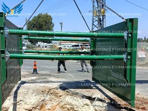 <span class=keywords><strong>Solutions</strong></span> d'étaiement de sécurité de boîtes de tranchée en aluminium en acier réglables de Lianggong pour le coffrage concret de construction d'excavation - Product Image 4