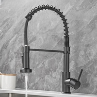 Robinet de cuisine contemporain à une poignée monté sur le pont en acier inoxydable poli avec poignée en céramique design noir et or brossé