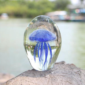 Hermoso pisapapeles decorativo de medusas de vidrio - Product Image 4