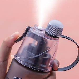 Bouteille d'eau de sport en plastique réutilisable personnalisée de 20oz avec brouillard de pulvérisation - Product Image 5