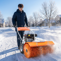 Machine à déneiger avec tête de souffleur à neige et lame à neige en option pour les terrains de sport