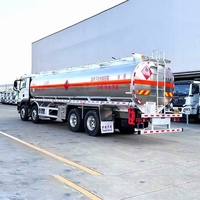 Camion-citerne à carburant 15 m³ 15 000 litres 4x2 manuel neuf en acier au carbone pour livraison de diesel, huile et essence, marque HOWO <150 CV 5T GVW
