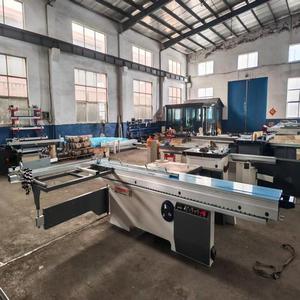 เครื่องเลื่อยวงเดือนแนวนอน <span class=keywords><strong>Mashi</strong></span> ความแม่นยำสูง 45/90 องศา 380V 5.5kW สำหรับตัดไม้ พร้อมระบบความปลอดภัยสูงสำหรับงานไม้ - Product Image 3