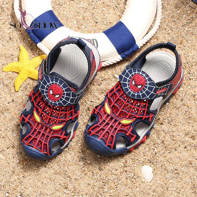Anak Sandal dengan Spiderman Pola Modis Sepatu