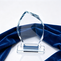 Trophée en cristal personnalisé gravé en gros d'usine, trophée en verre transparent pas cher, plaque de récompense en cristal