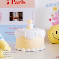 Gâteau d'anniversaire en silicone mignon LED veilleuse phare de lit alimenté par batterie cadeau créatif pour le sommeil des enfants