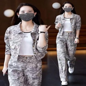 Women's Two Piece Set Ink Painting Style Cardigan Jacket Wide Leg <b>Pants</b> <b>Three</b> <b>Quarter</b> Sleeve Crepe Fabric Breathable Casual Suit - Product Image 2