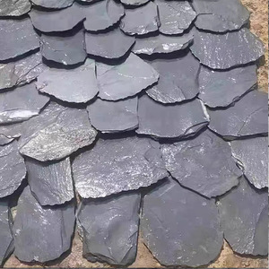 Pavés en pierre naturelle <span class=keywords><strong>concassée</strong></span> de schiste noir irrégulier pour décoration de fond d'eau de <span class=keywords><strong>jardin</strong></span> et piscine, en vente - Product Image 1