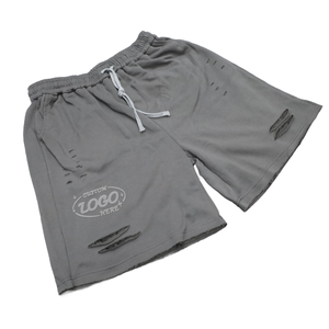 Shorts Bermuda déchirés gris pour hommes avec cordon de serrage, logo personnalisé sur le devant, en coton décontracté, taille mi-haute, respirants - Product Image 2
