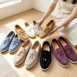 Zapatillas de ballet de gamuza ligeras de suela blanda para verano 2026, estilo casual de una sola capa, con borlas y costuras decorativas. - Product Image 4