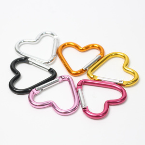 Mosquetones de Aleación con Forma de Corazón Personalizados, Juego de Mosquetones Bonitos y Ligeros para Camping, Senderismo, Viajes al Aire Libre, Accesorios para Mochilas - Product Image 5