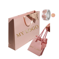 Personnalisation de votre propre Logo, poignée de ruban de luxe, carton rose, estampage à chaud, sac d'emballage, sacs cadeaux 13x17x7