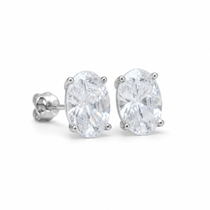 Boucles d'oreilles clous ovales minimalistes tendance en argent sterling 925 avec zircon de UM Jewelry – Idéales pour le quotidien, les mariages, les fiançailles, les anniversaires et les fêtes - Product Image 2