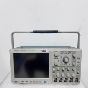 Oscilloscope à signaux mixtes Tektronix Mso5204 4 canaux, 2 GHz, 10 GS/s, d'occasion - Product Image 4